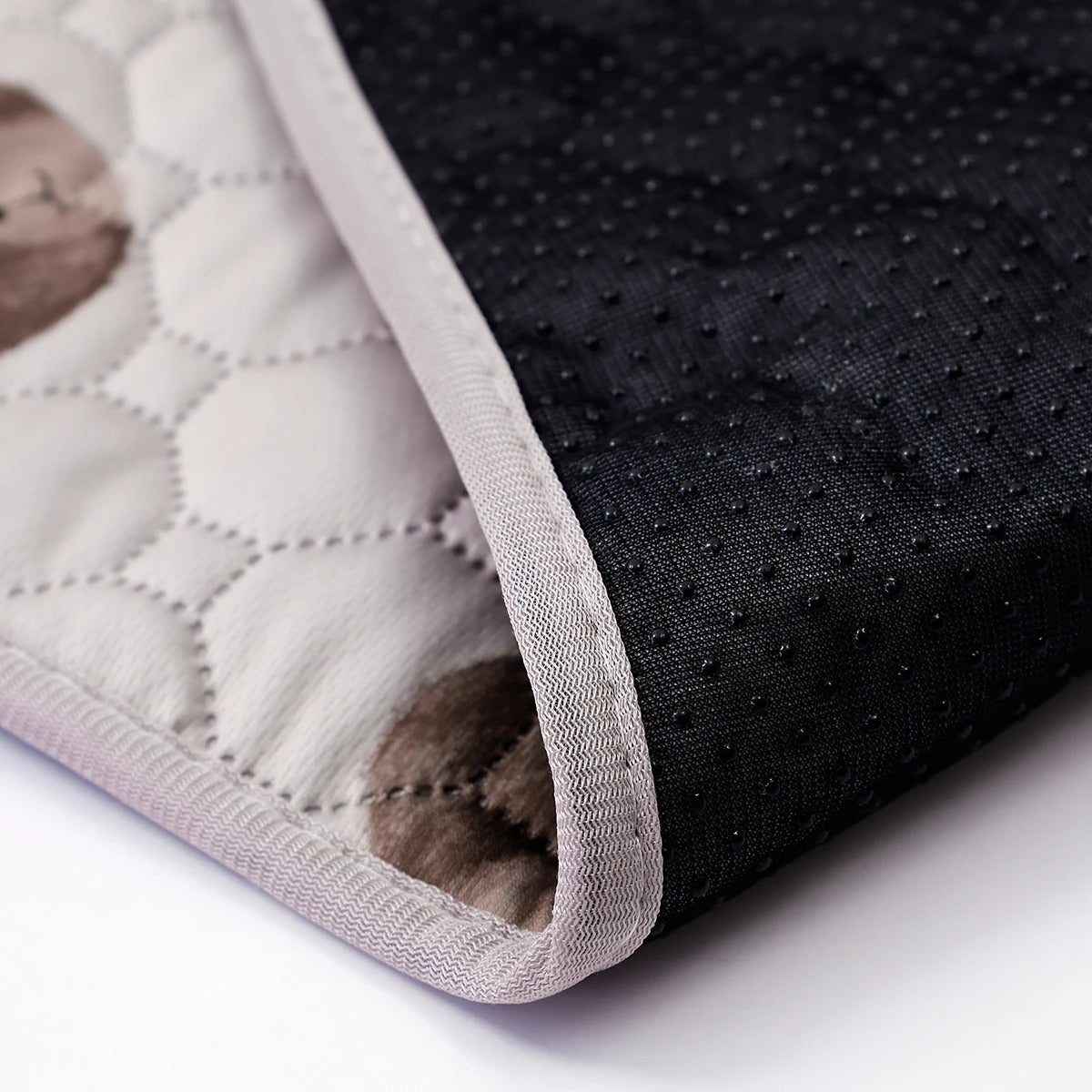 Tappetino PipiStop™ – Lavabile & Impermeabile